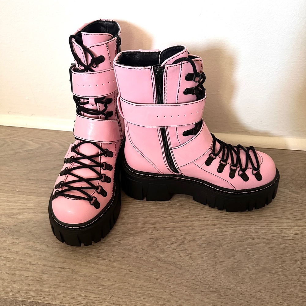 Club Exx Pink Platform Combat Boots - Women's Chunky Lace-Up Boots - Picture 2 of 6